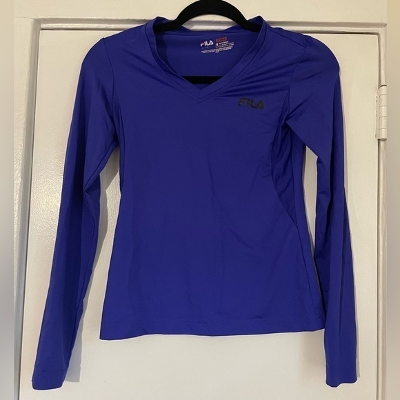 FILA Blue Long sleeve workout top size Small - Picture 3 of 8